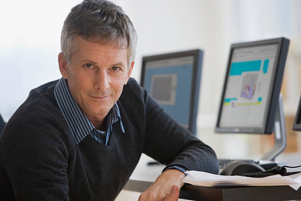 Dr. Sarah Johnson, Veterinary Products Distributor, Johannesburg, South Africa